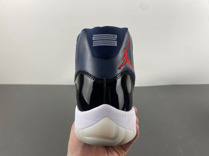 Air Jordan 11