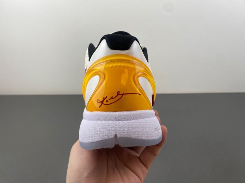 NIKE ZOOM KOBE 6