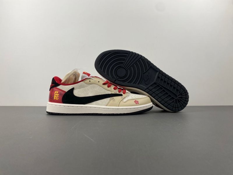 Travis Scott x Fragment Design x Air Jordan 1 Low OG SP AJ1