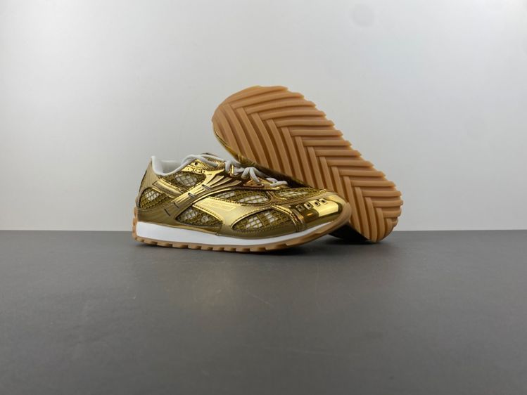 Bottega Veneta Orbit 运动鞋 Star Anise BV 金色