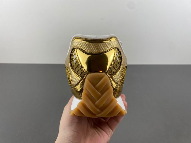 Bottega Veneta Orbit 运动鞋 Star Anise BV 金色
