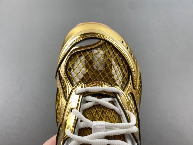 Bottega Veneta Orbit 运动鞋 Star Anise BV 金色
