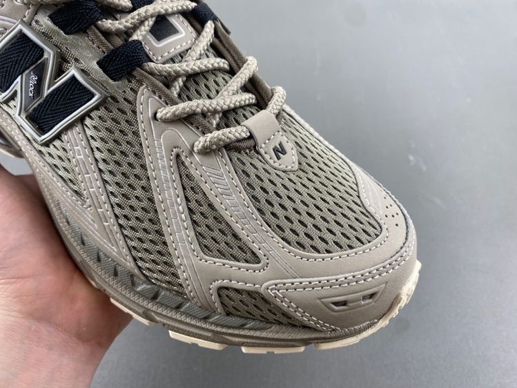 New Balance 1906