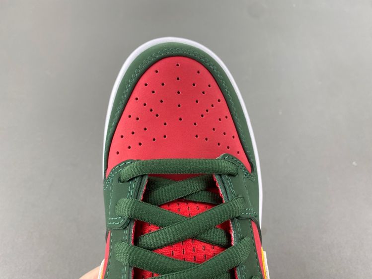 Nike SB Dunk Low PRM “Seattle Supersonics