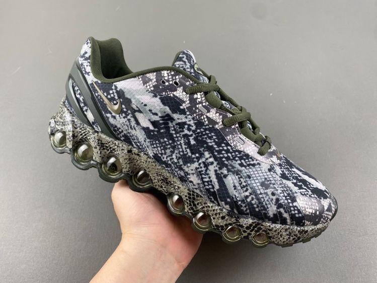Nike Air Max DN 8