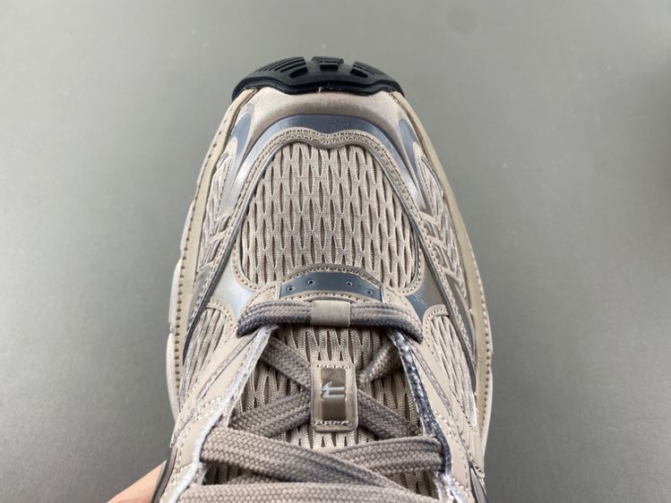 Balenciaga 911