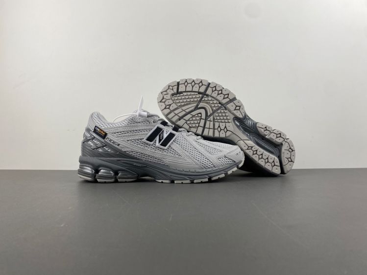 New Balance 1906