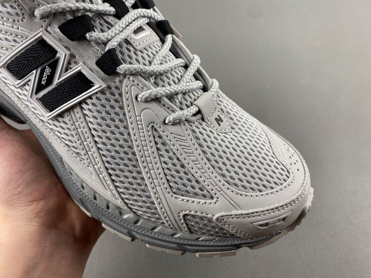 New Balance 1906