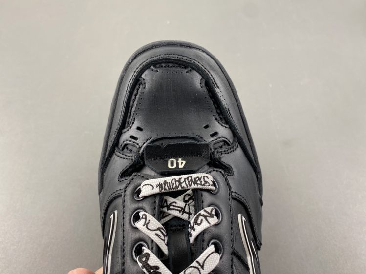 Balenciaga18