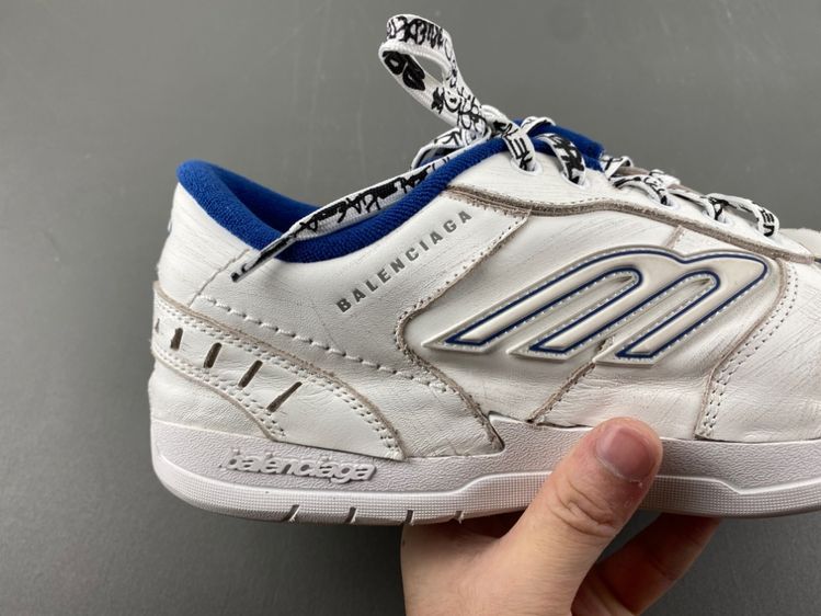 Balenciaga18