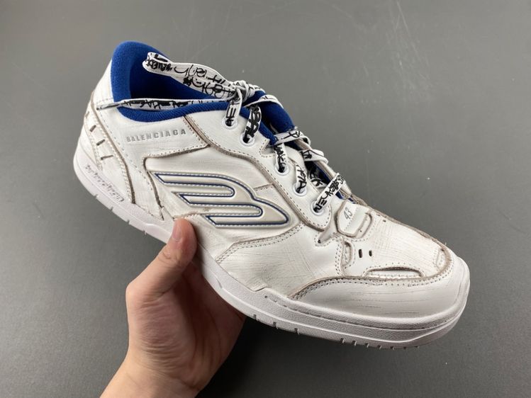 Balenciaga18