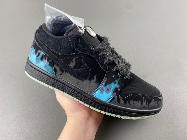 Air Jordan 1 Low “Fortune Fly”