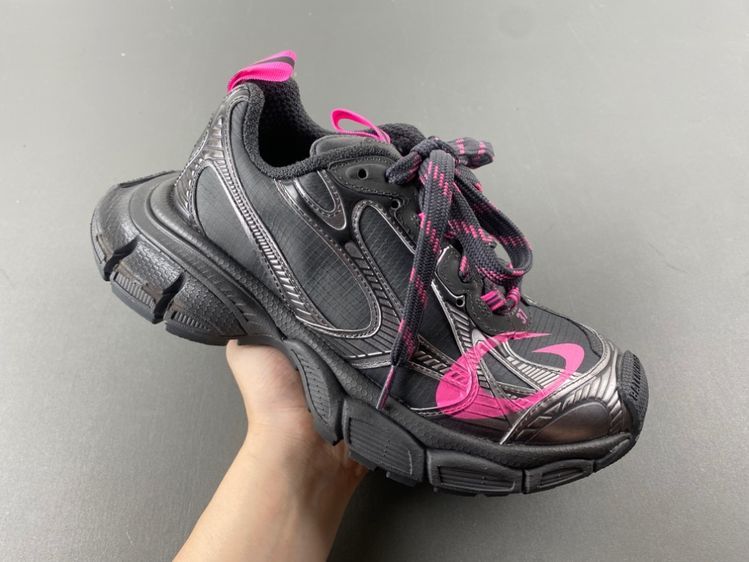 十IAGA -PHANTOM SNEAKER