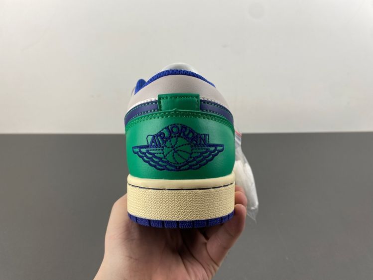 Air Jordan 1 Low
