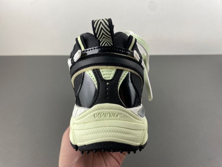 Off White 24