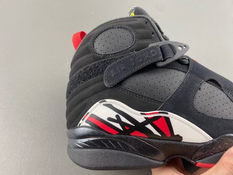 Air Jordan 8“