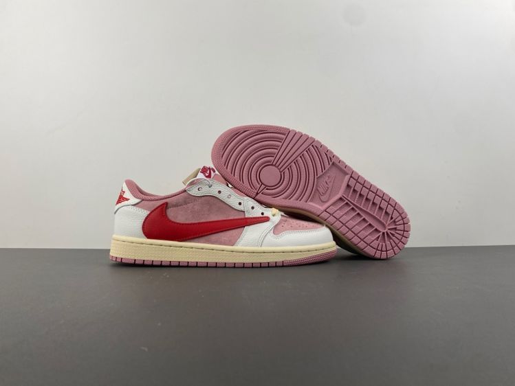 Travis Scott x Air Jordan 1 Low OG
