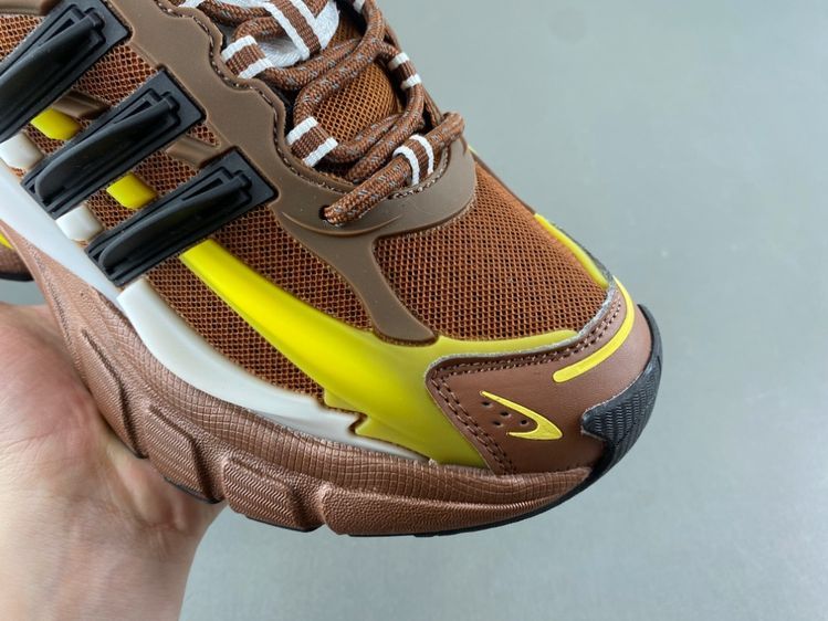 Pharrell x adidas Adistar Jellyfish