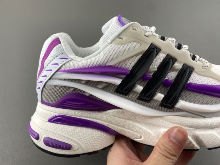 Pharrell x adidas Adistar Jellyfish