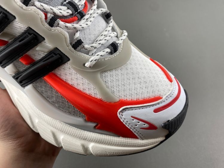 Pharrell x adidas Adistar Jellyfish