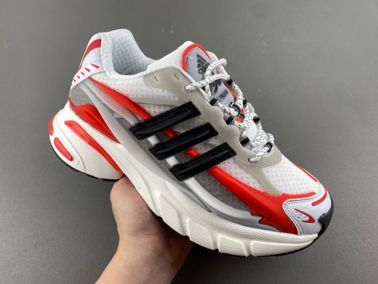 Pharrell x adidas Adistar Jellyfish