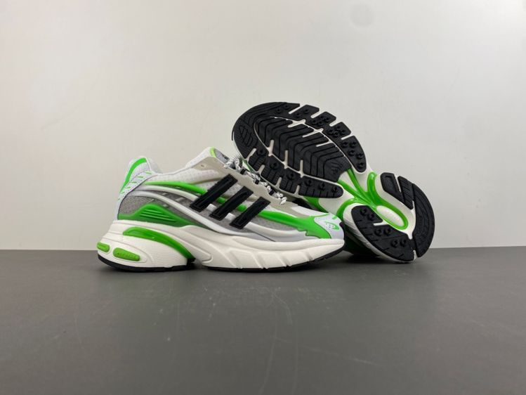 Pharrell x adidas Adistar Jellyfish