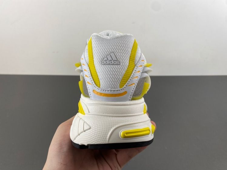 Pharrell x adidas Adistar Jellyfish