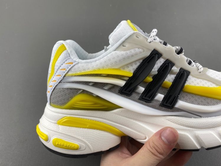 Pharrell x adidas Adistar Jellyfish