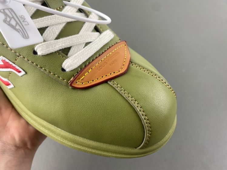 Louis Vuitton LV