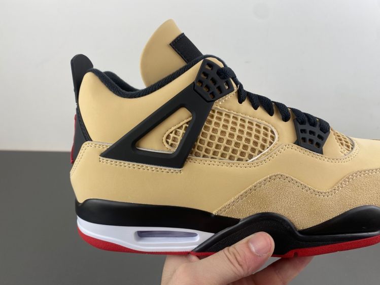 Air Jordan 4 Retro 'Pizza'