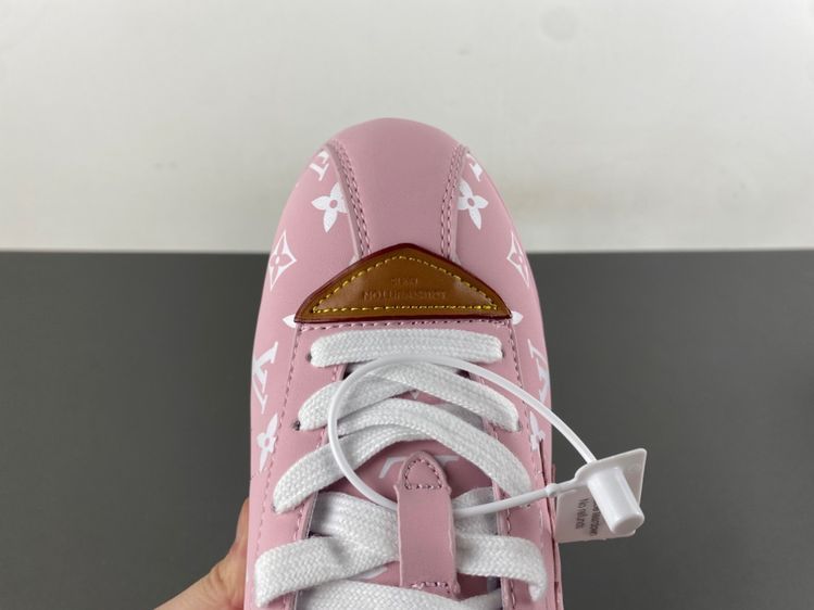 Louis Vuitton LV