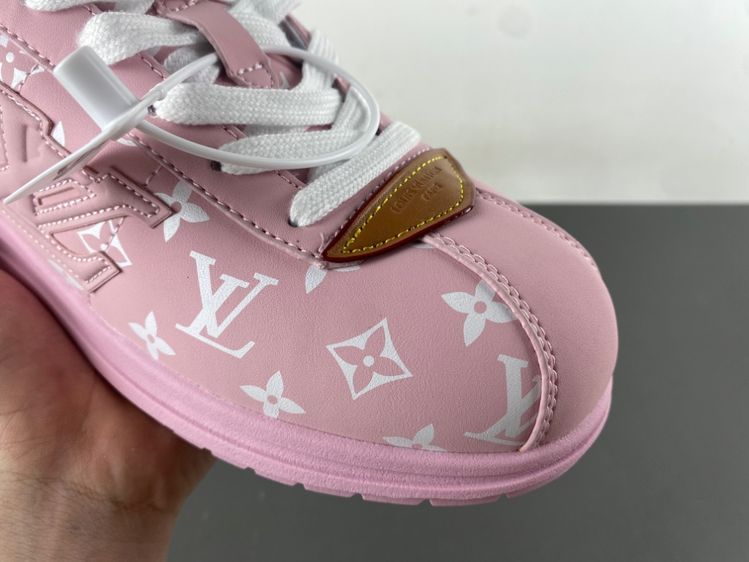 Louis Vuitton LV