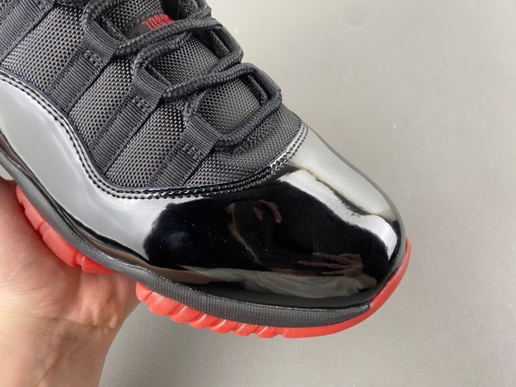 Air Jordan 11