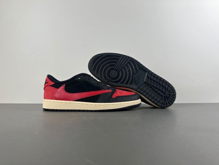 Travis Scott x Air Jordan 1 Low