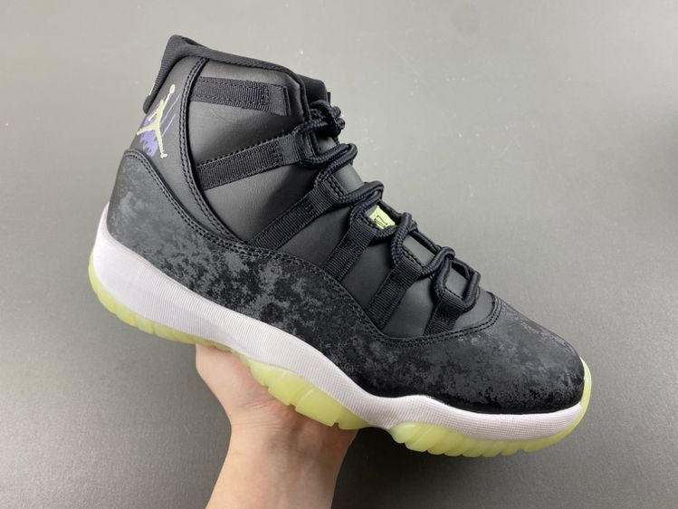 Air Jordan 11 “Sneaker School