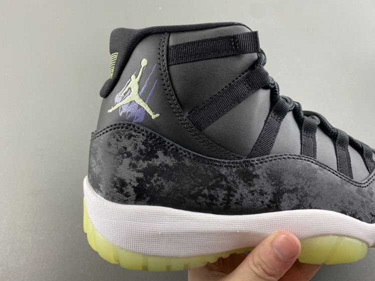 Air Jordan 11 “Sneaker School