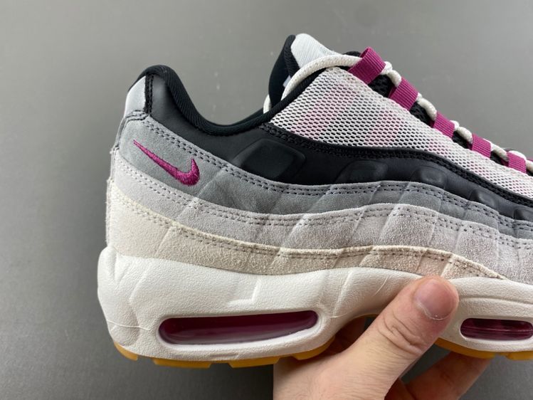Nike SB x Air Max 95