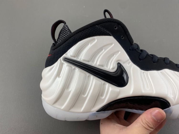 Nike Air Foamposite Pro 2025 'Pearl'