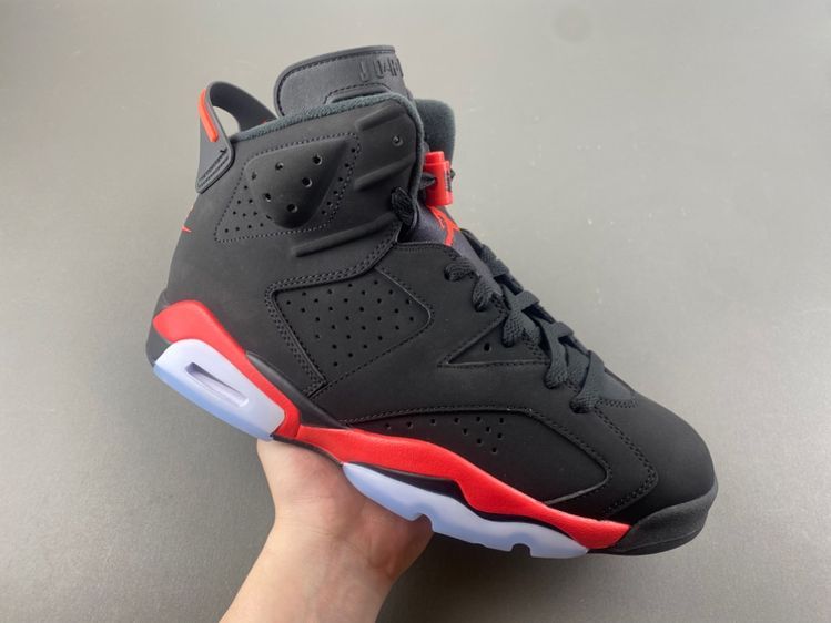 Air Jordan 6 “Reverse Infrared”2026