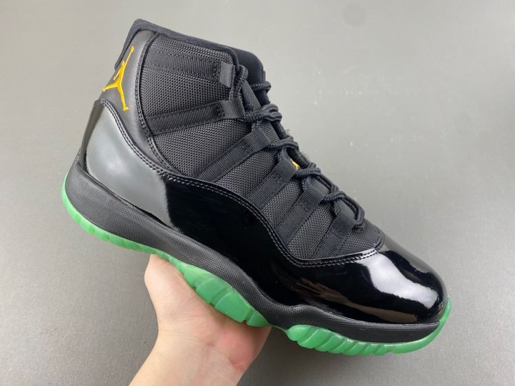 Air Jordan 11