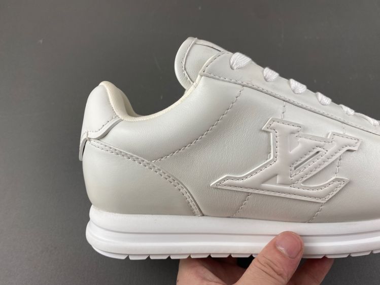 Louis Vuitton LV