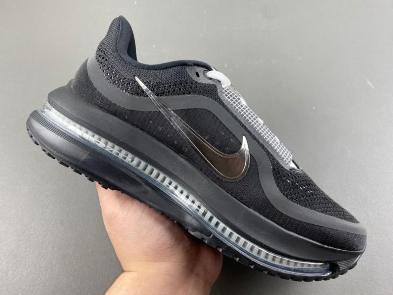 Nike Pegasus Premium