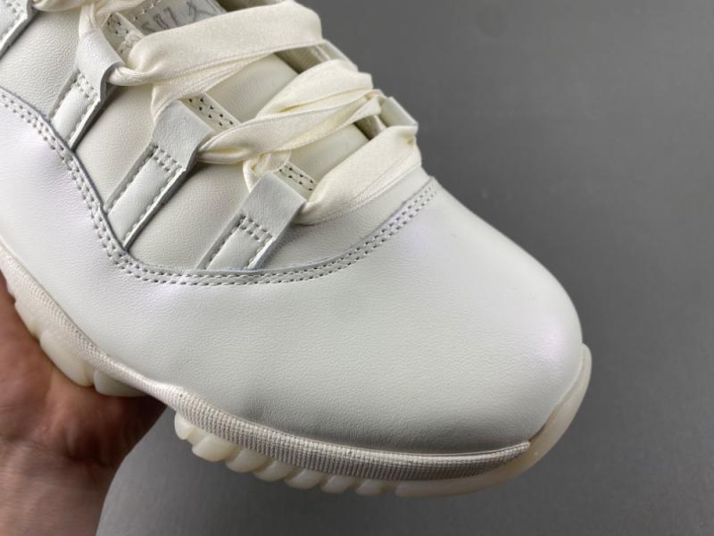 Air Jordan 11 “Pearl”
