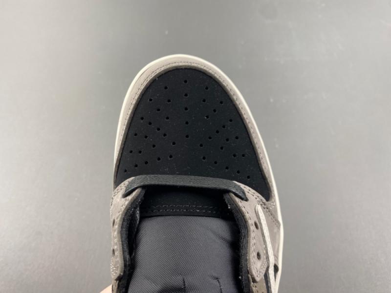 Travis Scott x Air Jordan 1