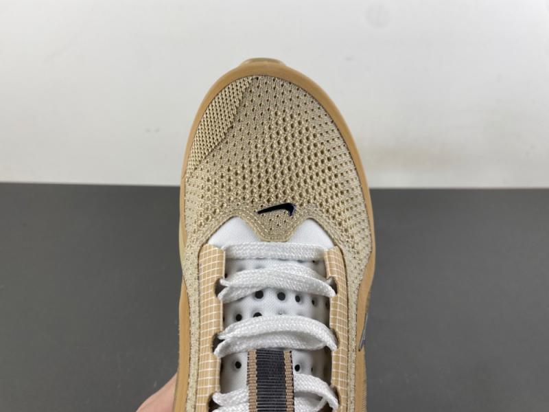 Nike Pegasus Premium