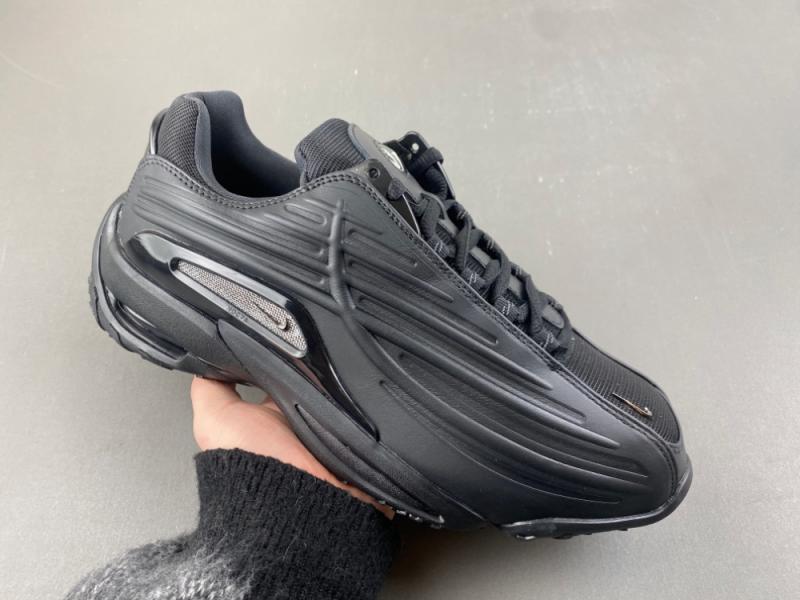 NOCTA x 耐克 Hot Step 2