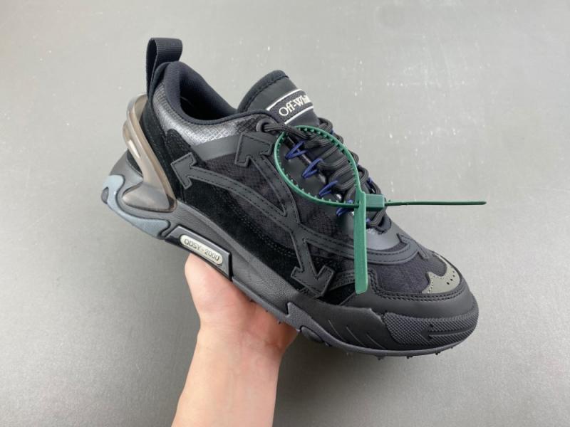 Off-White c/o Virgil Abloh