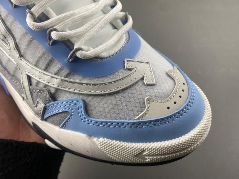 Off-White c/o Virgil Abloh