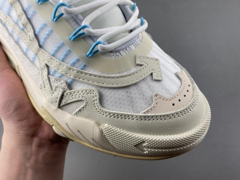 Off-White c/o Virgil Abloh