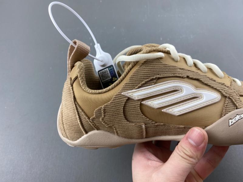 BalenciagaMonday Ultra 'Black White'